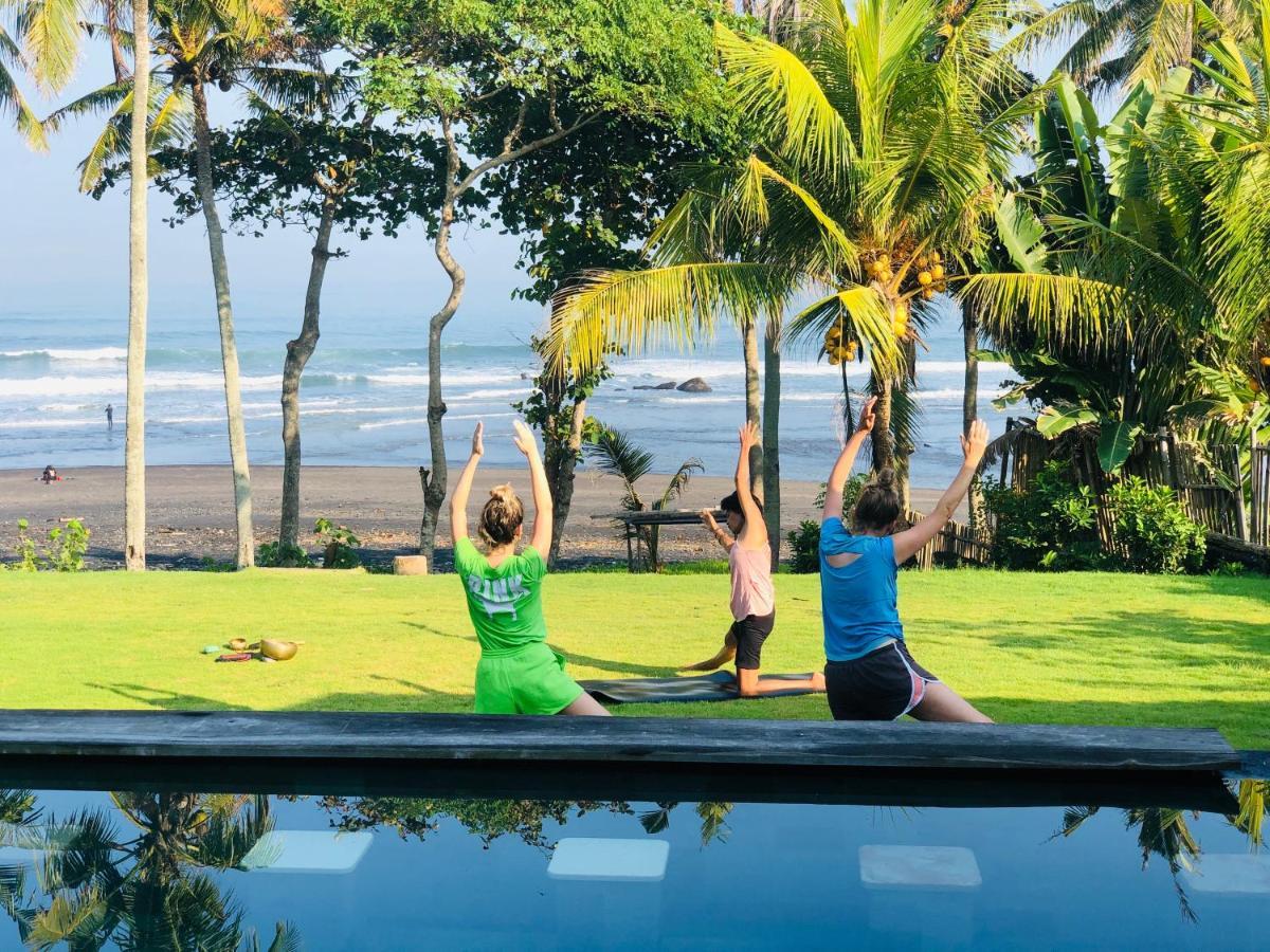 Bali Natha Beach Front チャングー エクステリア 写真